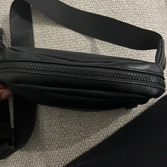 New Steve Madden Belt Bag - Picture 11 of 14
